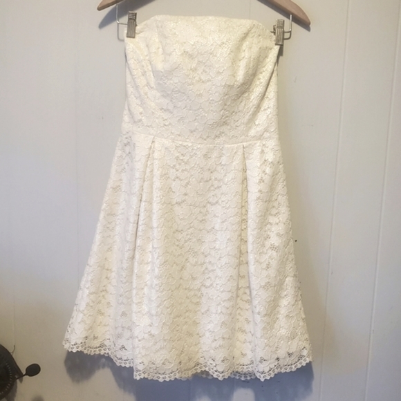 NWOT LILLY PULITZER MARIELLE CAMEO WHITE RACE FOR THIS LACE STRAPLESS DRESS - Picture 6 of 15